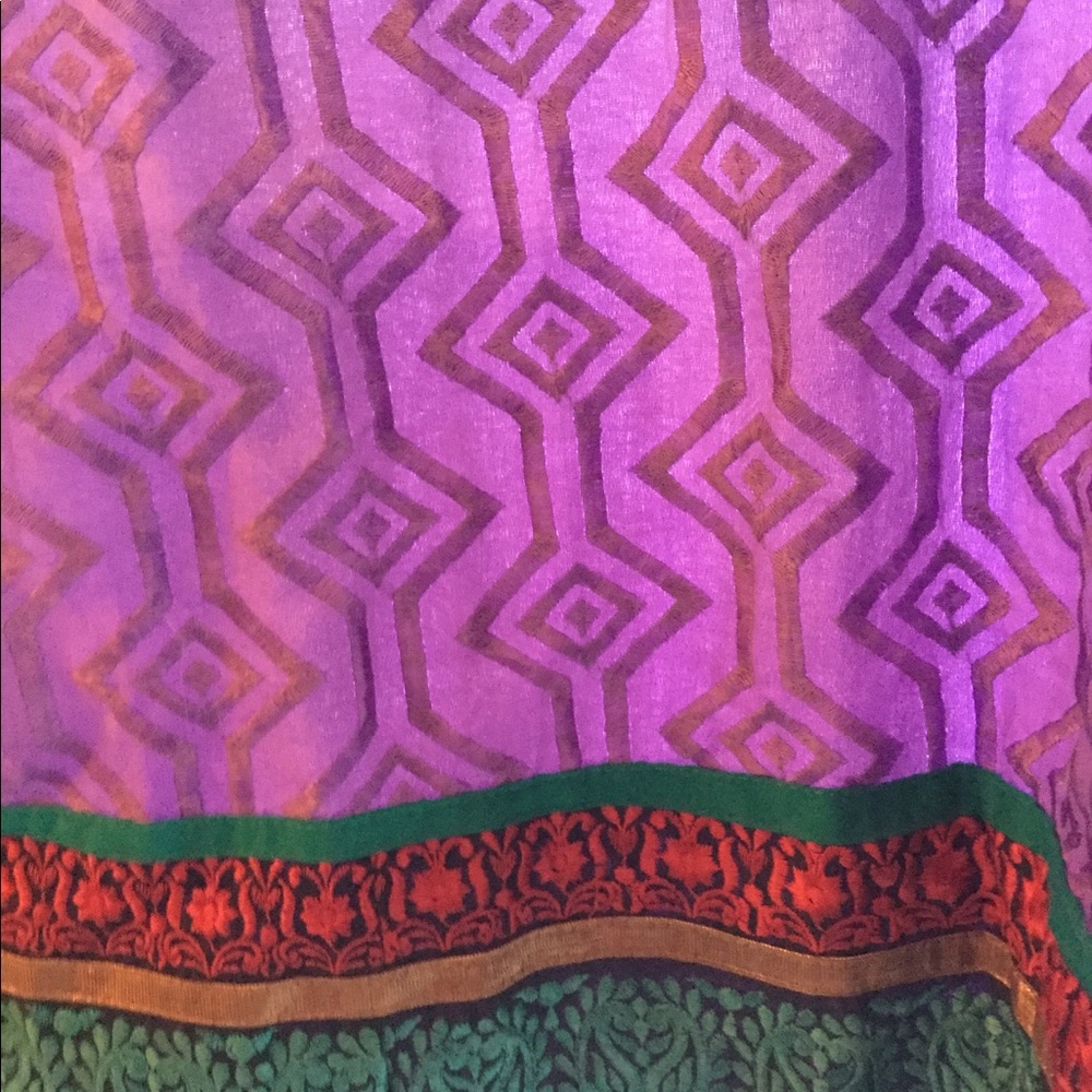 Women’s Dress - Picture 5 of 5